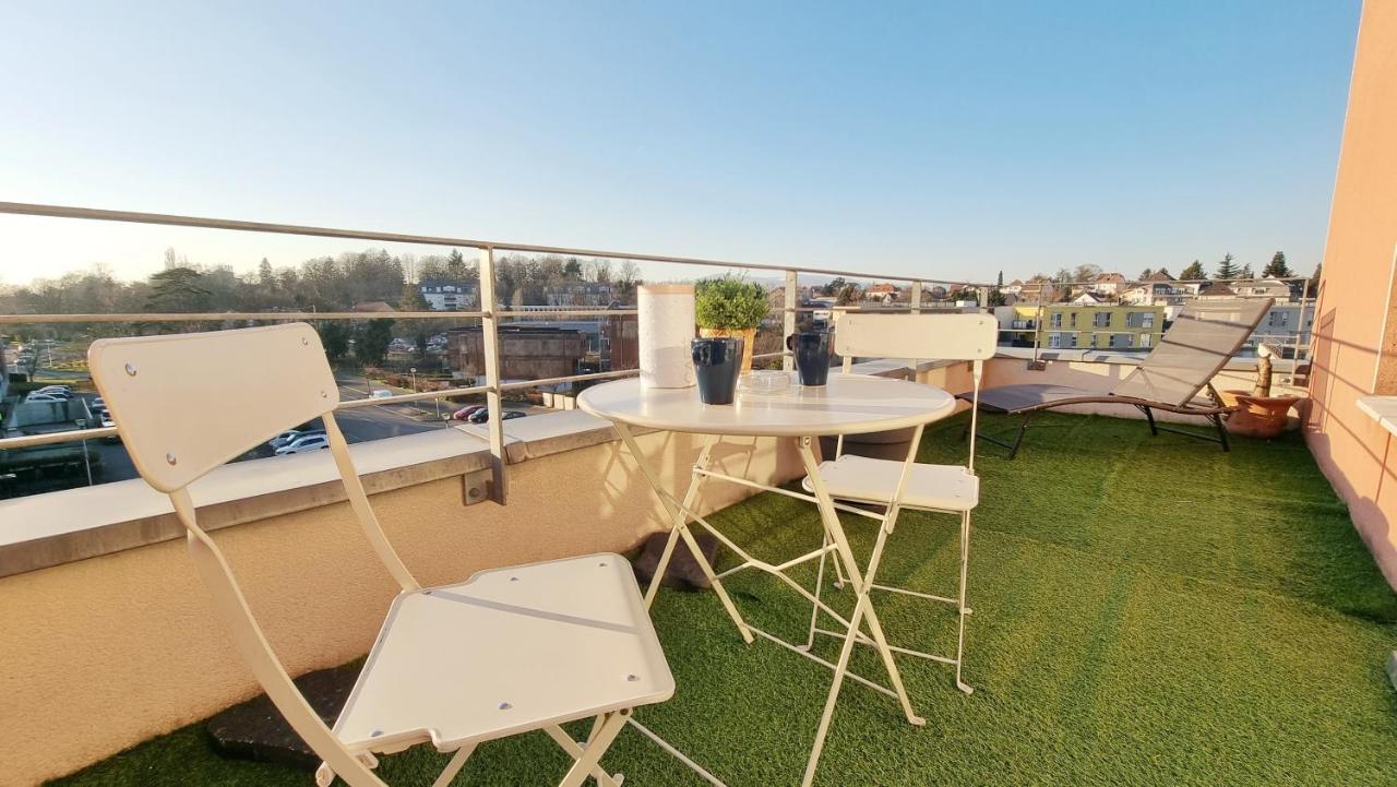Le Smart - Parking - Terrasse - Wifi - Mulhouse - Relax Bnb Pfastatt Exterior foto